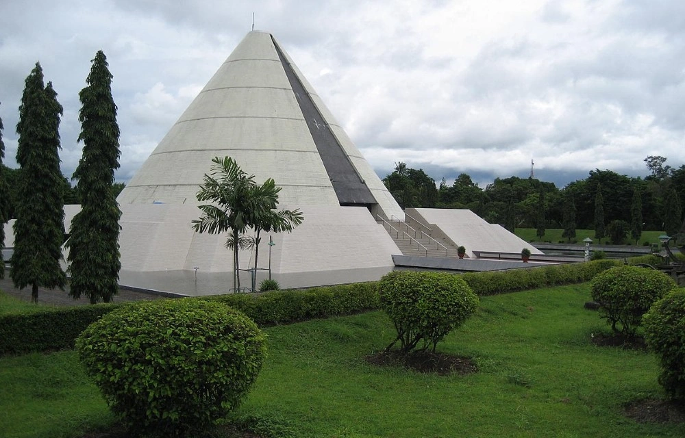 Genio Syariah Hotel at Monumen Yogya Kembali